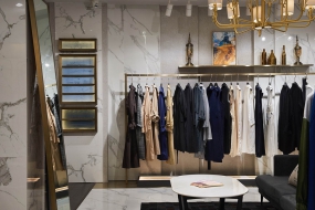 服裝專賣店空間設(shè)計(jì)實(shí)景圖