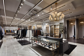 服裝專賣店裝飾實(shí)景圖