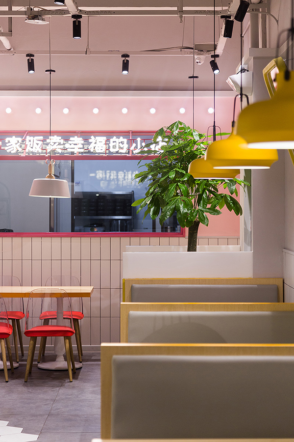 土豆粉店裝飾布局圖,土豆粉店空間設(shè)計效果圖