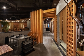 火鍋店空間設(shè)計布局圖