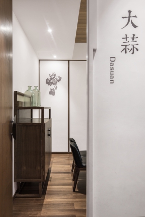 火鍋店空間設(shè)計圖片