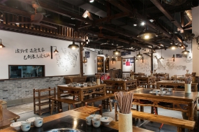 火鍋店店面裝修設(shè)計(jì)實(shí)景圖