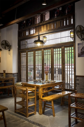 火鍋店裝修設(shè)計(jì)實(shí)景圖