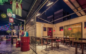  燒烤店裝修設(shè)計布局圖