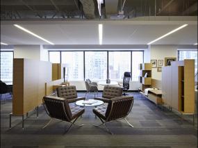 企業(yè)辦公室loft風(fēng)格室內(nèi)裝修圖