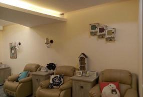 小型美甲店室內(nèi)柜子設計效果圖片