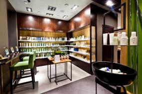 美發(fā)店門面復古室內(nèi)裝修效果圖片