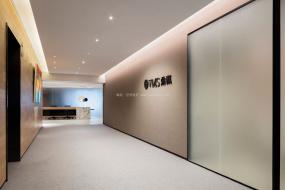 現(xiàn)代辦公室走廊吊頂設(shè)計效果圖片