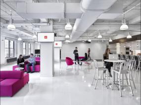 企業(yè)辦公室簡約室內(nèi)裝修實景圖片