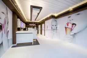 冰淇淋店裝修設(shè)計(jì)效果圖片