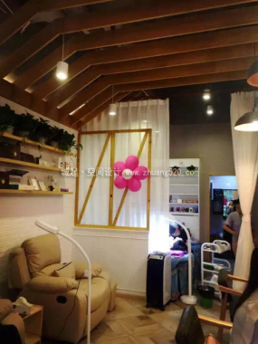 外國美甲店設計裝潢圖片