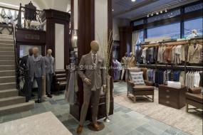 最新品牌男裝店設(shè)計(jì)裝修圖片