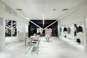 女裝專賣店設(shè)計(jì)裝修效果圖片