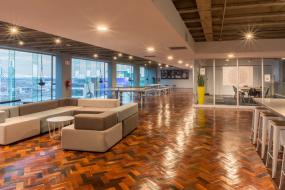 物業(yè)管理公司辦公室裝飾效果圖片