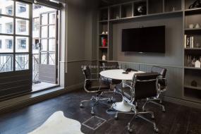 最新物業(yè)管理公司辦公室裝飾效果圖