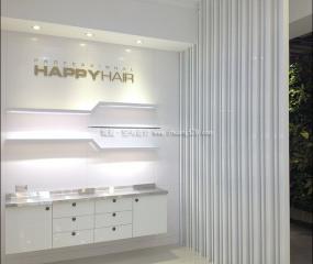 高檔時尚美發(fā)店裝修效果圖