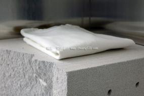 簡(jiǎn)約風(fēng)格服裝店設(shè)計(jì)裝飾效果圖