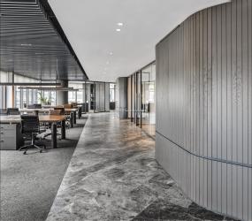 loft風格大辦公室室內(nèi)設(shè)計效果圖片